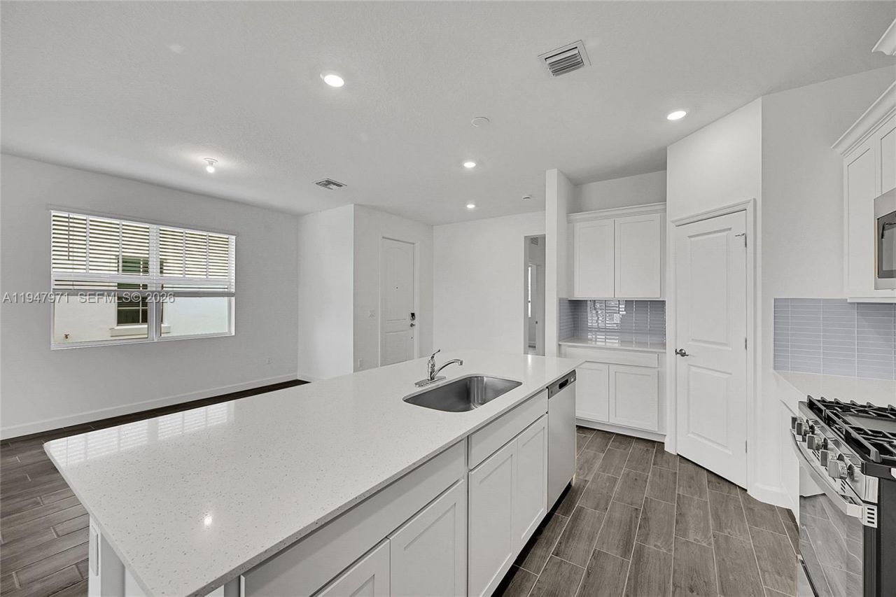 19465 Whispering Creek Rd, Loxahatchee, FL 33470 Photo