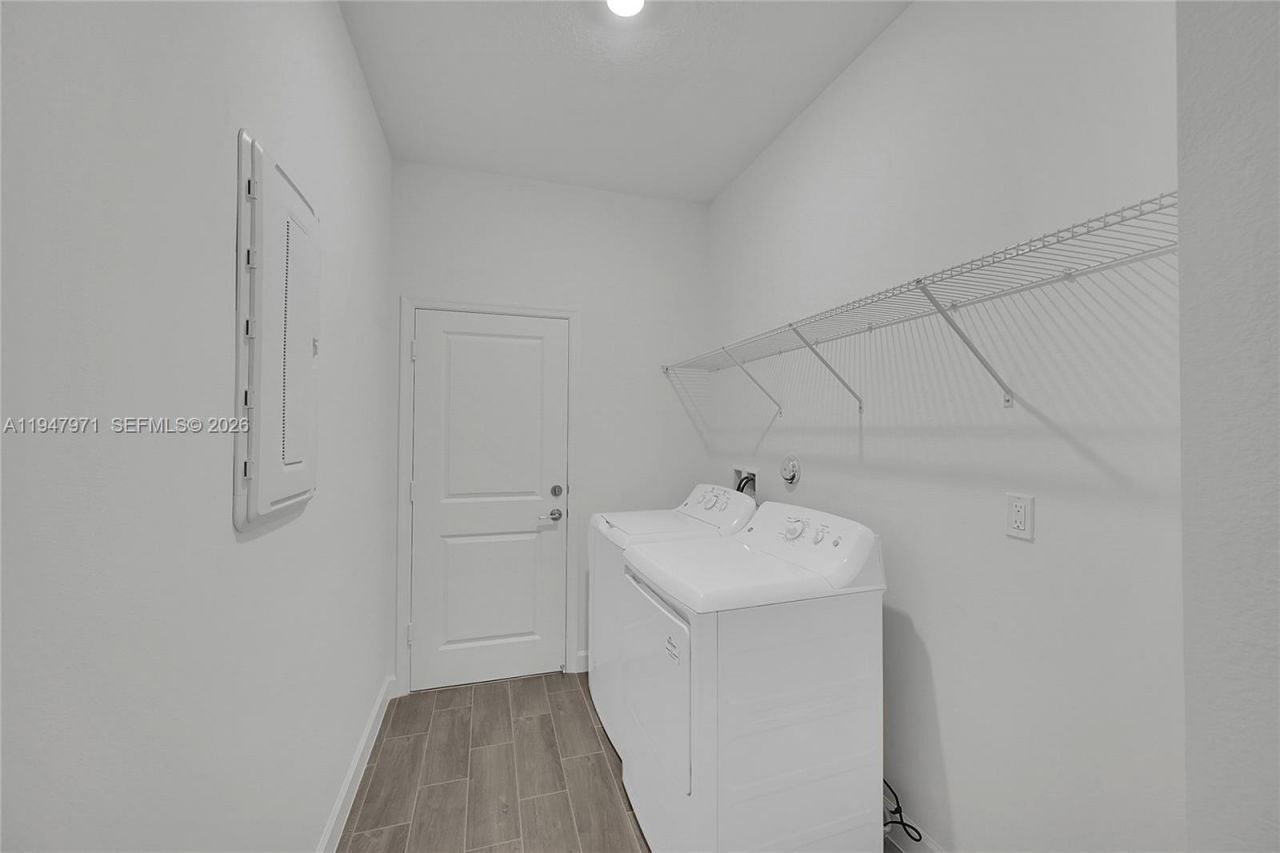 19465 Whispering Creek Rd, Loxahatchee, FL 33470 Photo