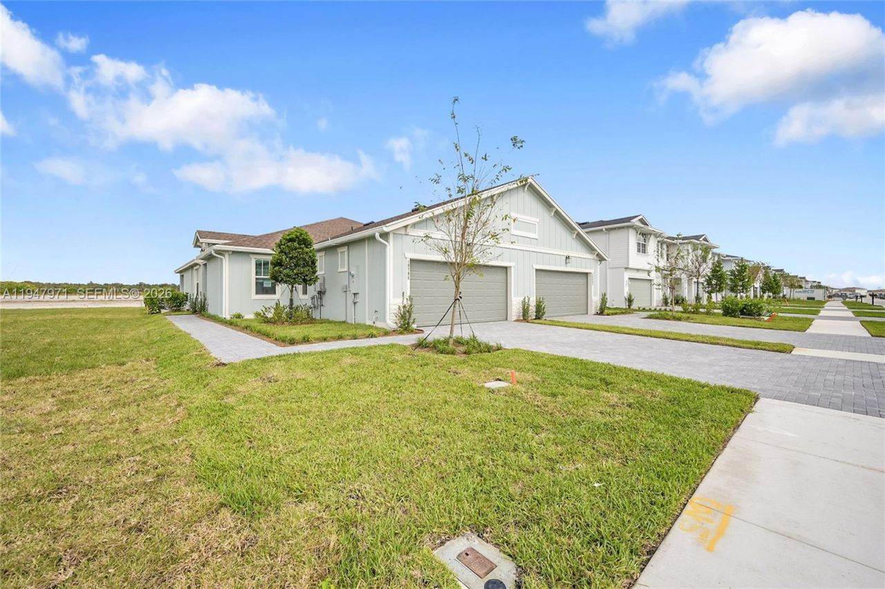 19465 Whispering Creek Rd, Loxahatchee, FL 33470 Photo