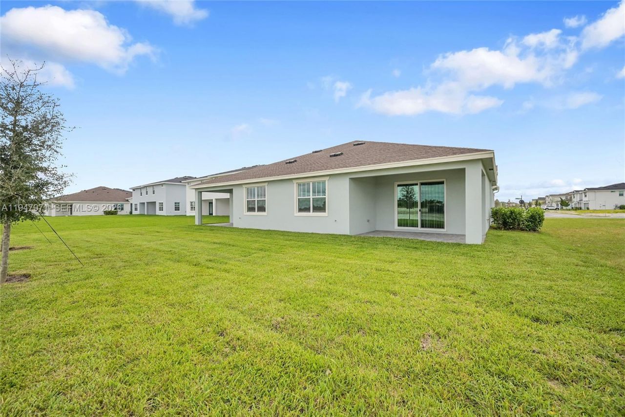 19465 Whispering Creek Rd, Loxahatchee, FL 33470 Photo