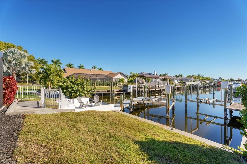 928 SW 52nd St, Cape Coral, FL 33914 Photo