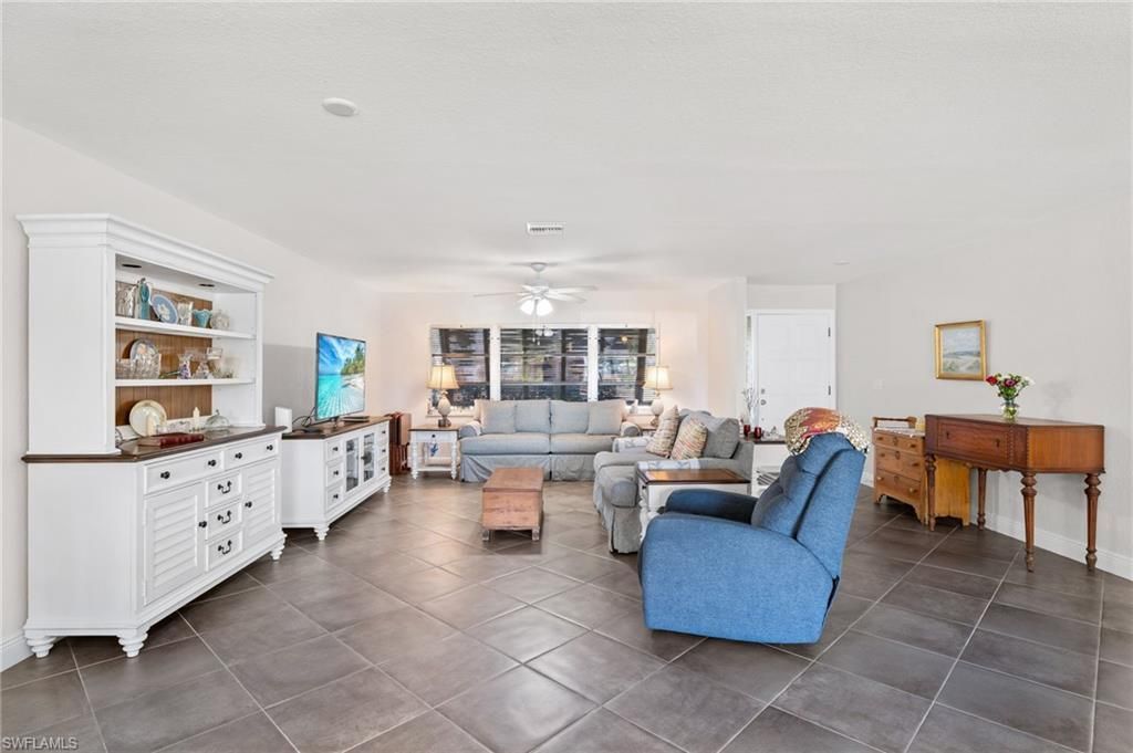 928 SW 52nd St, Cape Coral, FL 33914 Photo