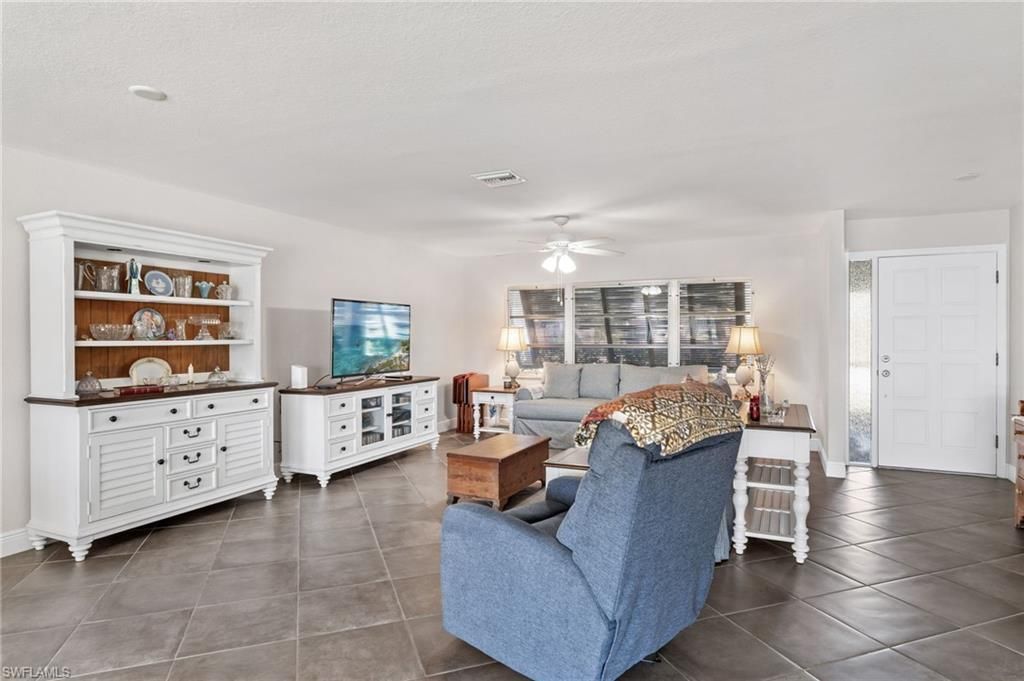 928 SW 52nd St, Cape Coral, FL 33914 Photo