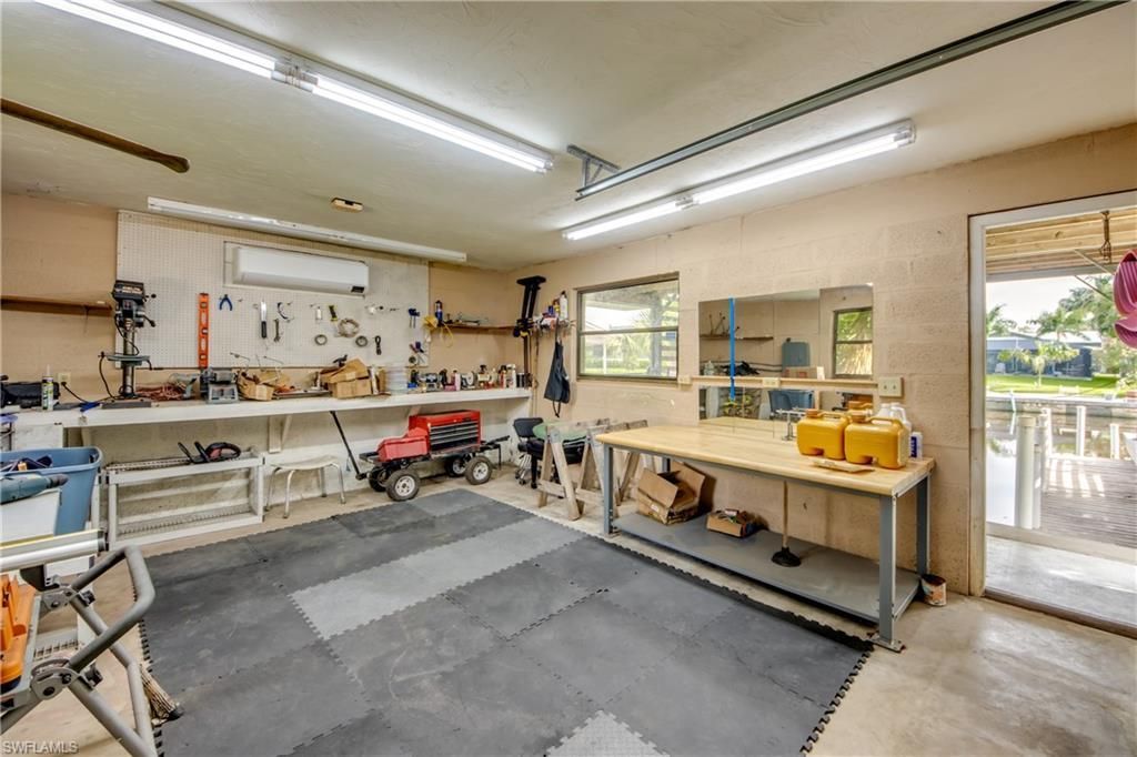787 Overriver Dr, North Fort Myers, FL 33903 Photo