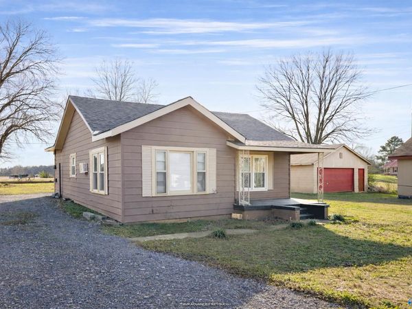 412 Sommerville Avenue, Moulton, AL 35640