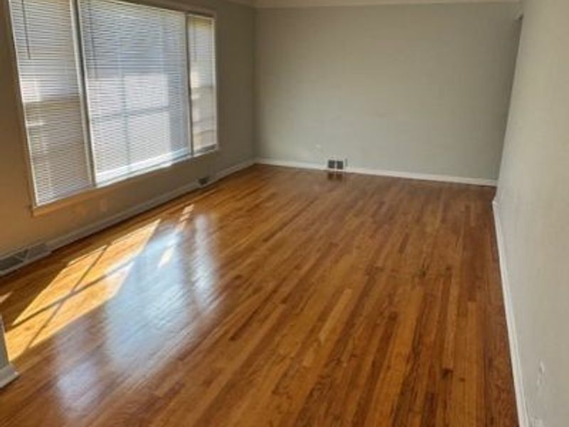 1256 Lander Road, Mayfield Heights, OH 44124 Photo 3