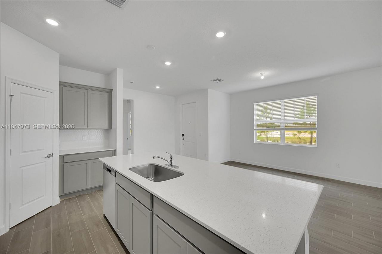 19457 Whispering Creek Rd, Loxahatchee, FL 33470 Photo