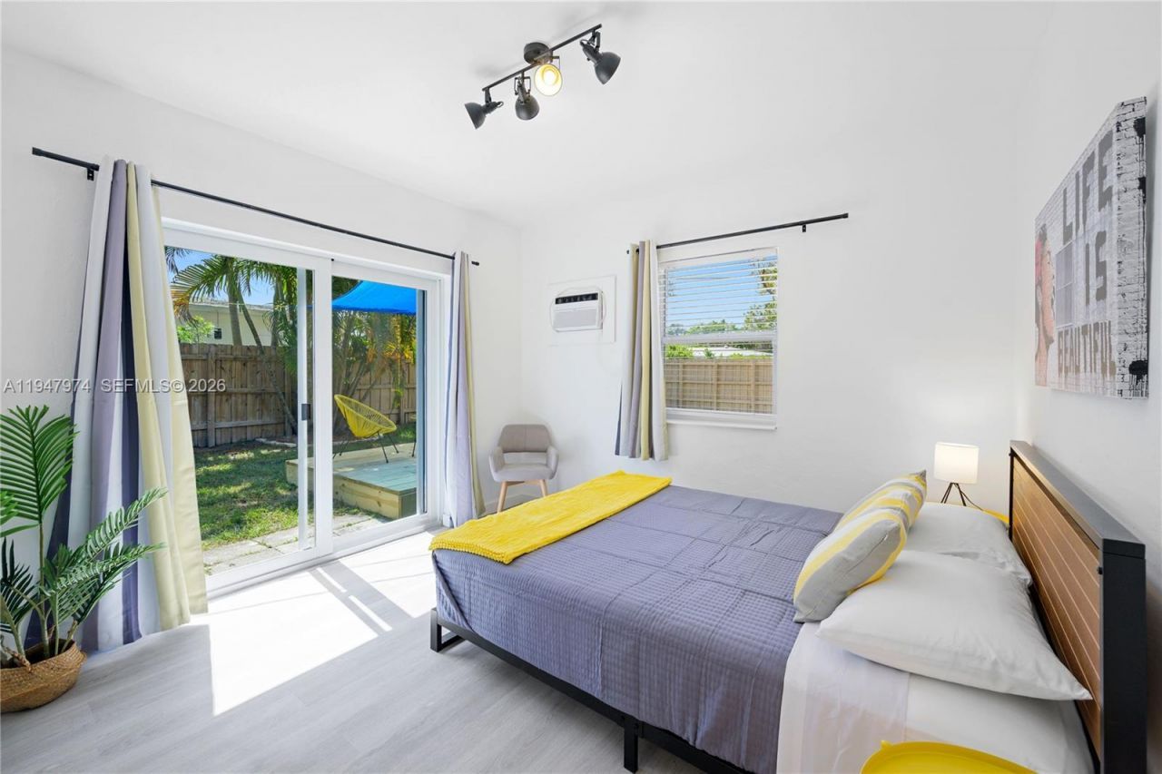 1444 NE 13th Ave , Fort Lauderdale, FL 33304 Photo