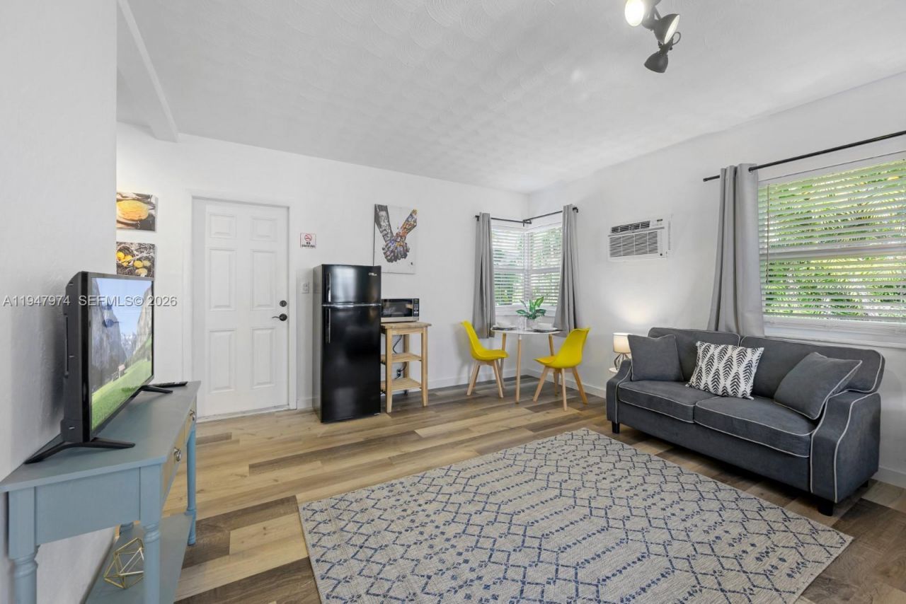 1444 NE 13th Ave , Fort Lauderdale, FL 33304 Photo