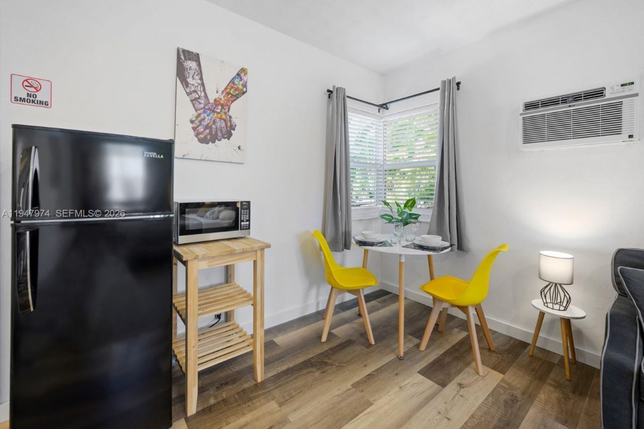 1444 NE 13th Ave , Fort Lauderdale, FL 33304 Photo