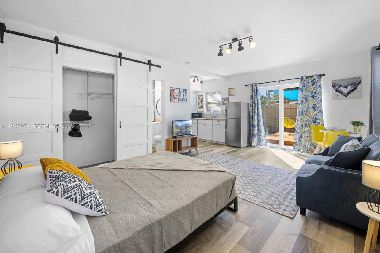 1444 NE 13th Ave , Fort Lauderdale, FL 33304 Photo