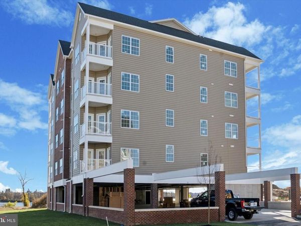 16444 RIVER VIEW DRIVE, BRISTOL, PA 19007