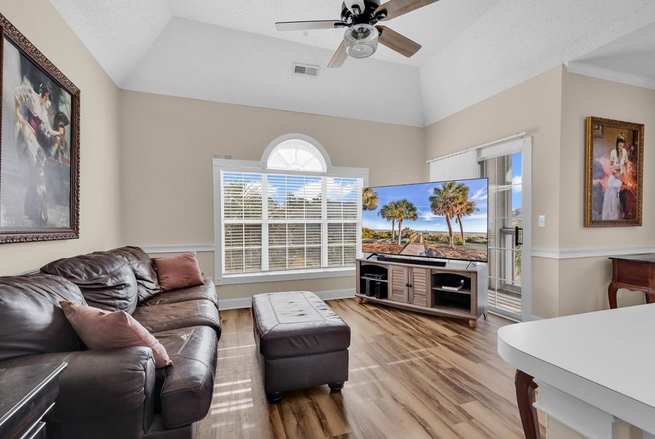 4773 Wild Iris Dr. Photo 4