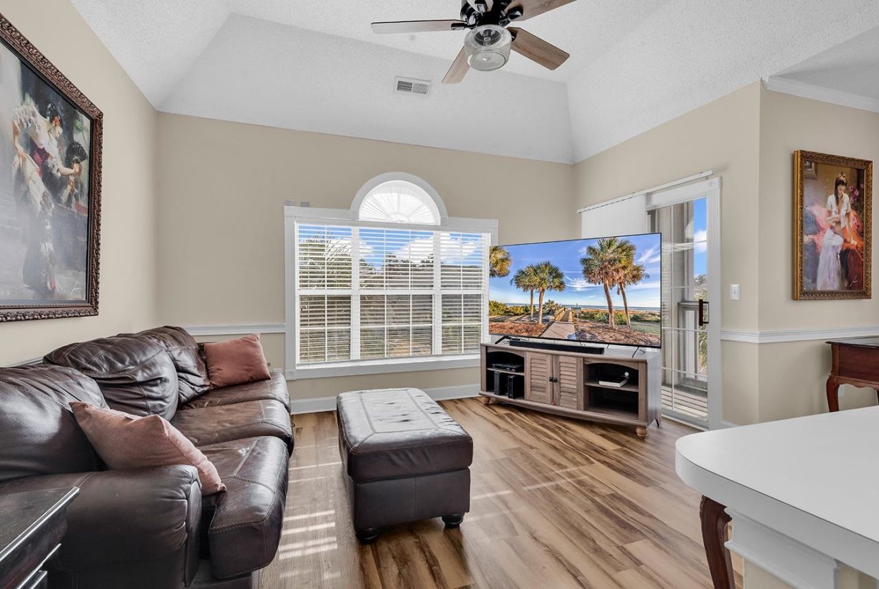 4773 Wild Iris Dr. Photo 6