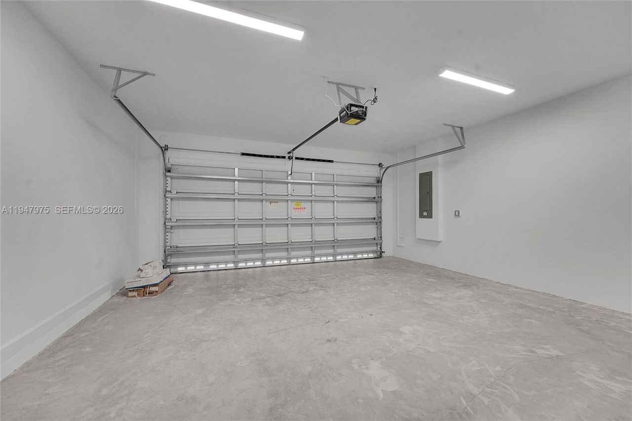 1687 Hoot Owl Holw , Loxahatchee, FL 33470 Photo