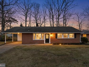 14801 CARLBERN DRIVE, CENTREVILLE, VA 20120