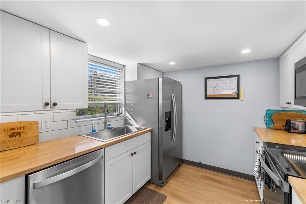 1686 Blue Point Ave, Unit A1, Naples, FL 34102 Photo