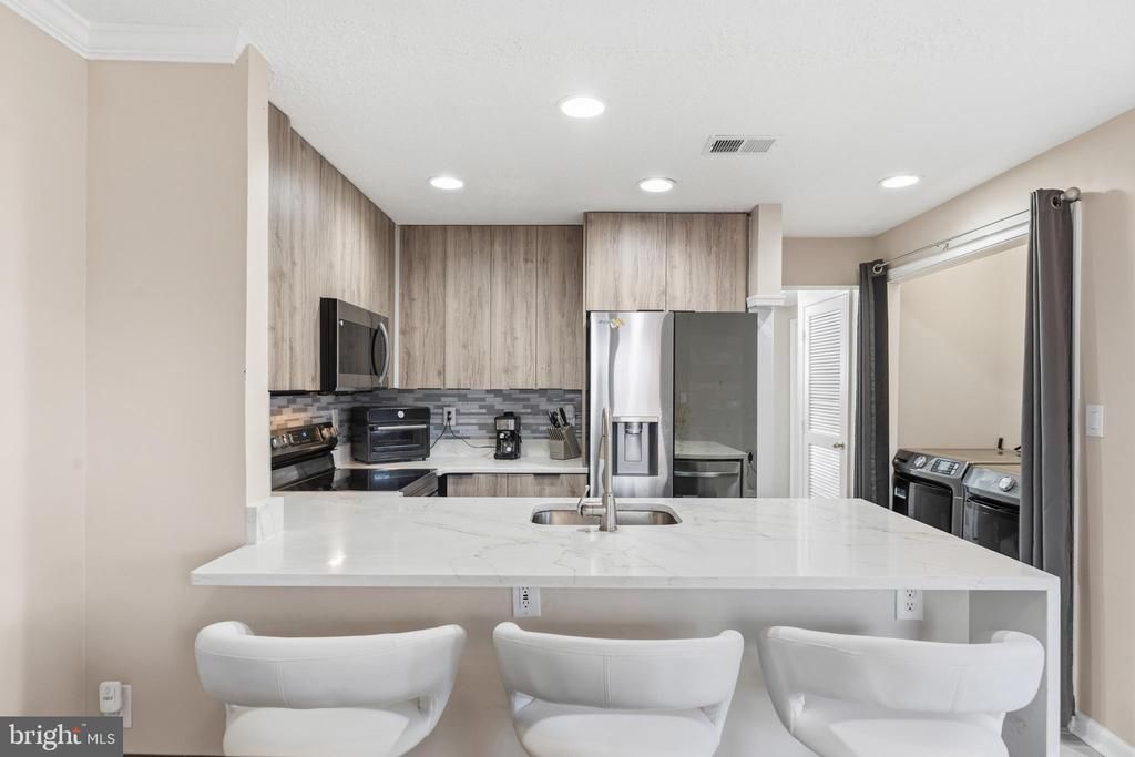 7930 Calvary Court, Manassas, VA 20109 Main Photo