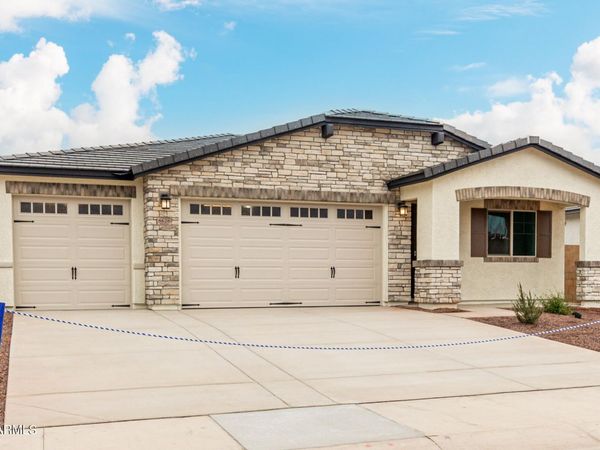 8628 N 176TH Lane, Waddell, AZ 85355