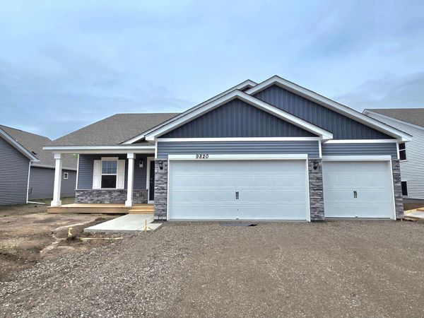 9820 Upper 89th Street S, Cottage Grove, MN 55016