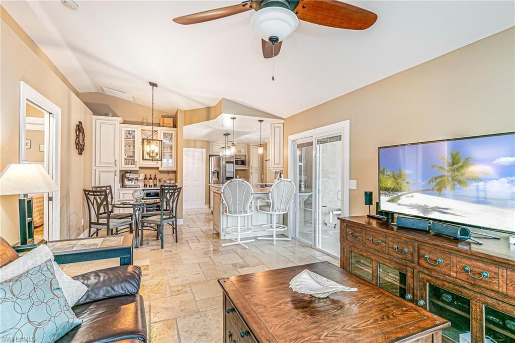 401 Candlewick Cir E, Lehigh Acres, FL 33936 Photo