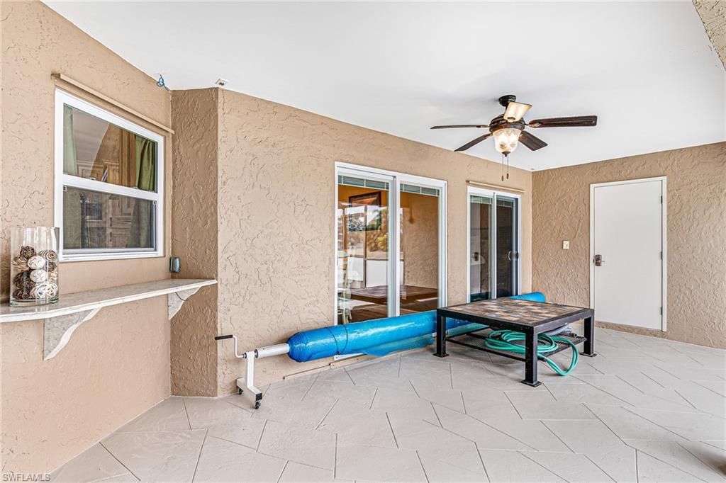 401 Candlewick Cir E, Lehigh Acres, FL 33936 Photo