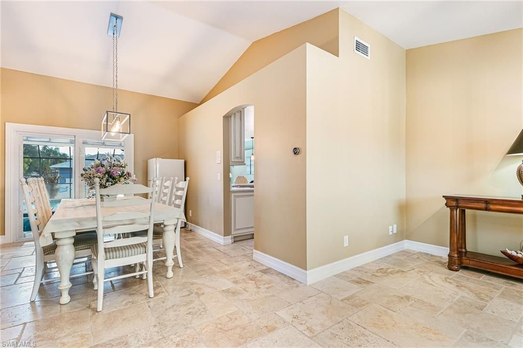 401 Candlewick Cir E, Lehigh Acres, FL 33936 Photo