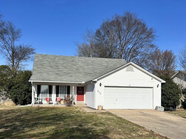 913 Amy Circle, Bryant, AR 72022