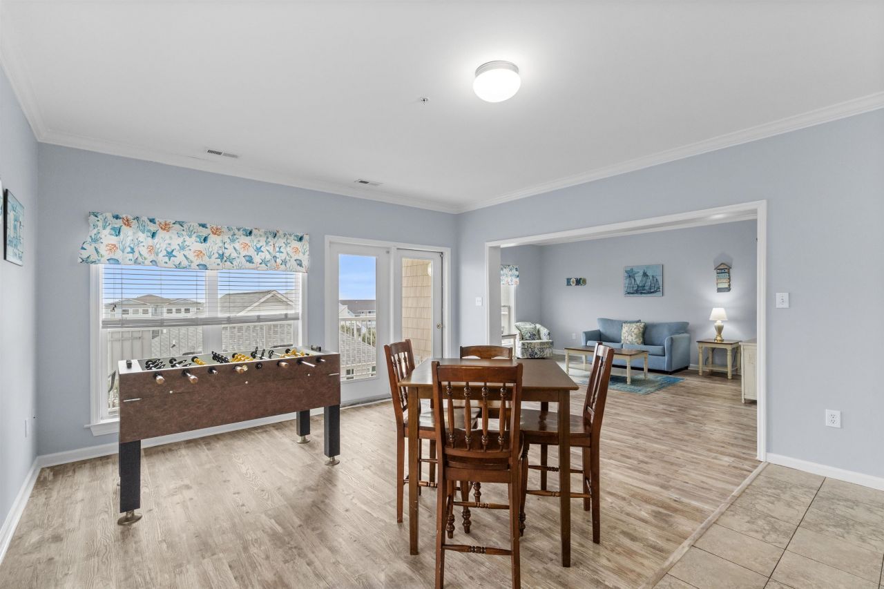 301 Johnson St. Photo 10