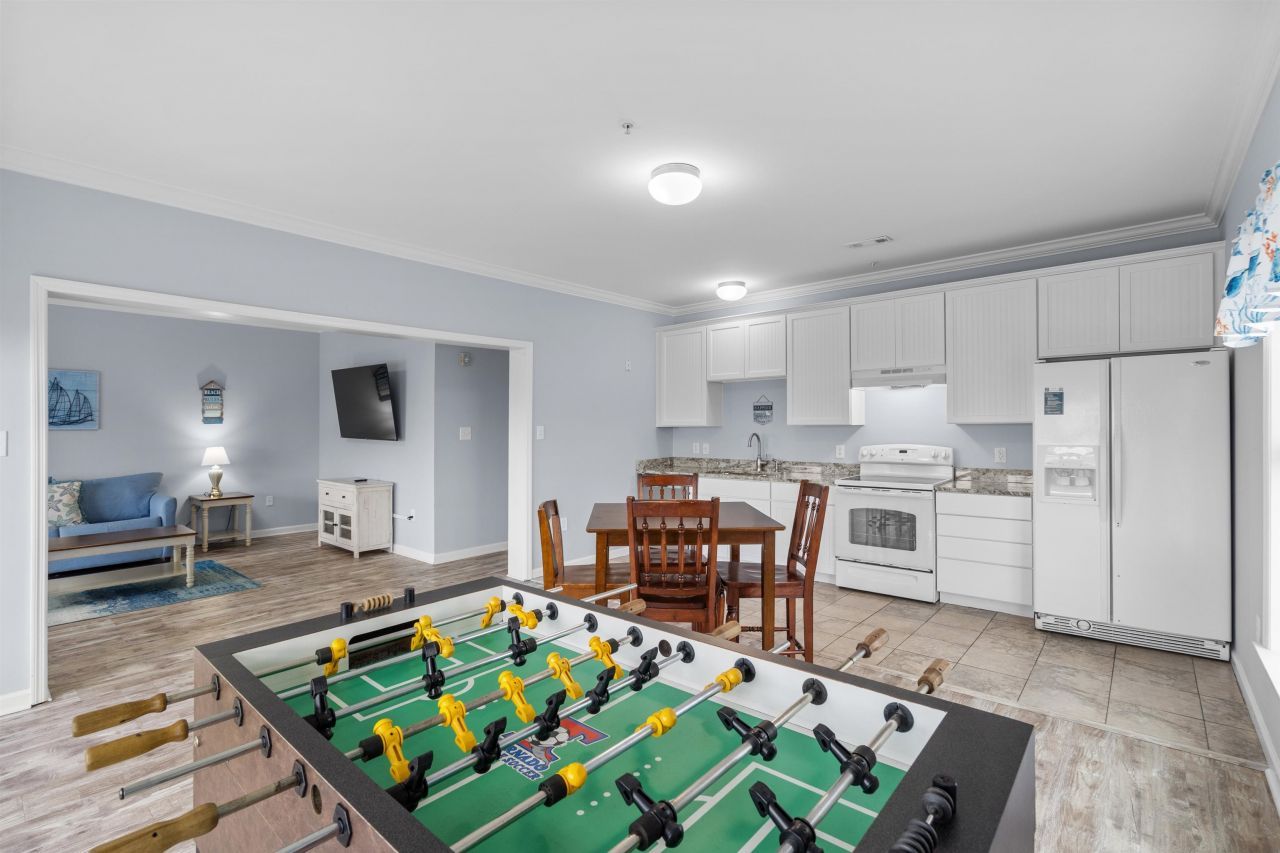 301 Johnson St. Photo 11