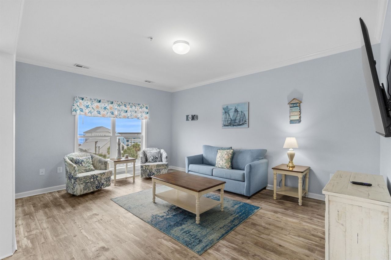 301 Johnson St. Photo 13