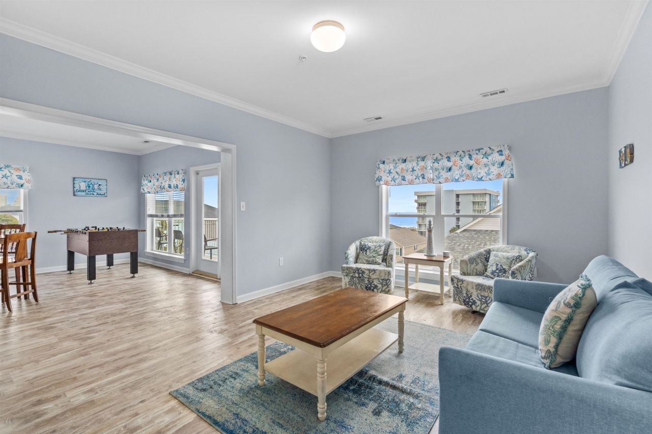 301 Johnson St. Photo 16