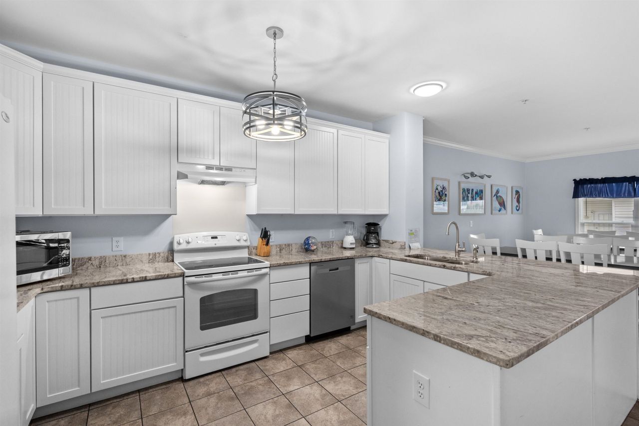 301 Johnson St. Photo 17