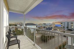 301 Johnson St. photo 4