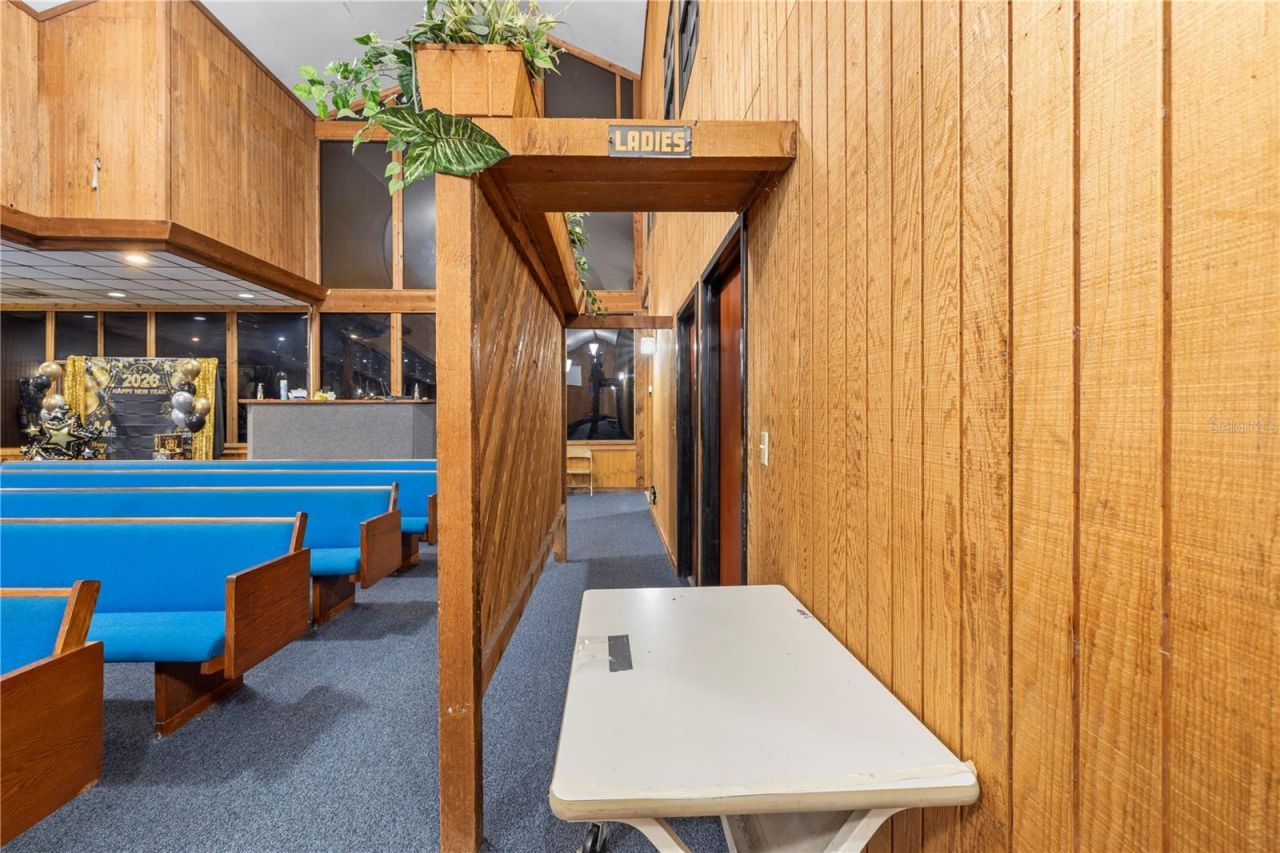 10511 Main Street, Thonotosassa, FL 33592 Photo