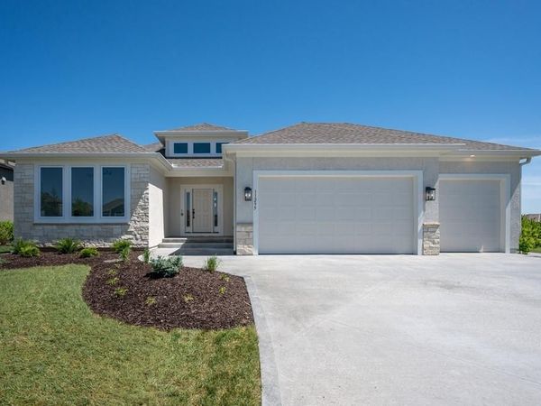 11295 S Red Bird Street, Olathe, KS 66061