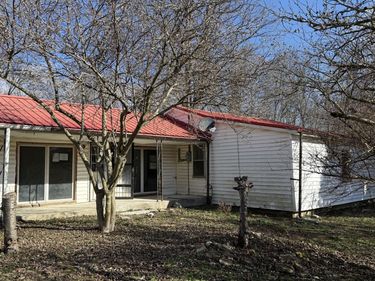 383 E Halcomb Road, Orlando, KY 40460