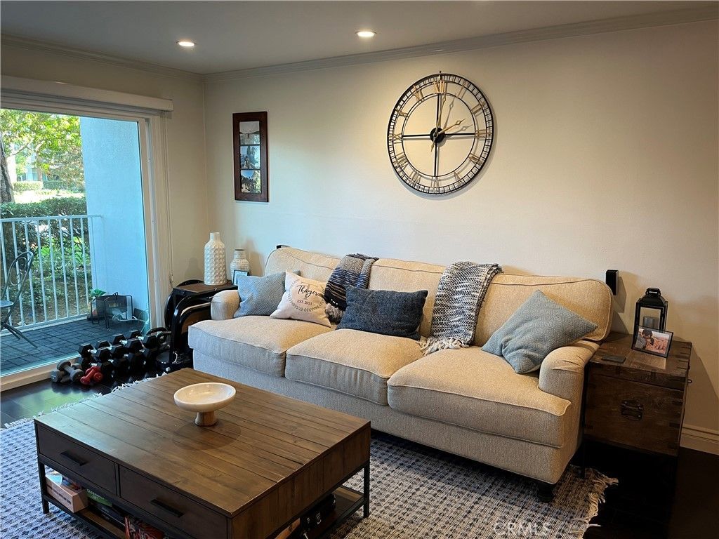 102 Scholz Plaza 149, Newport Beach, CA 92663 Main Photo