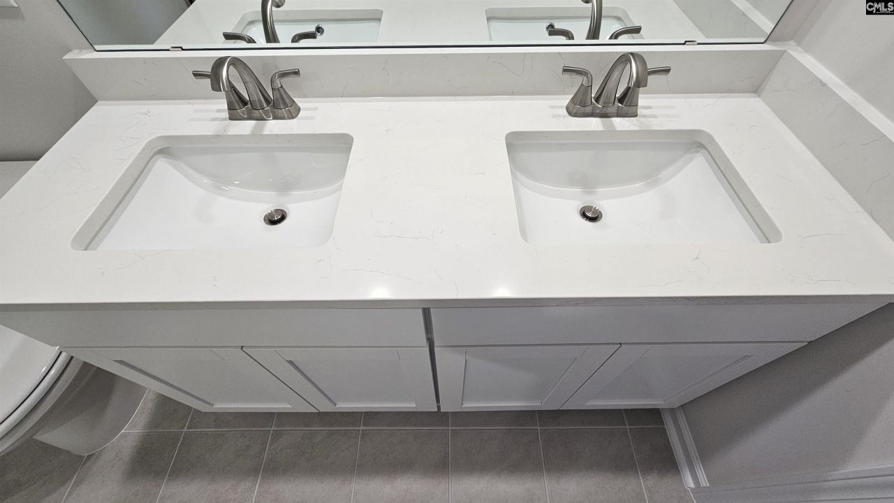 258 Sunny Hill Drive Photo 31