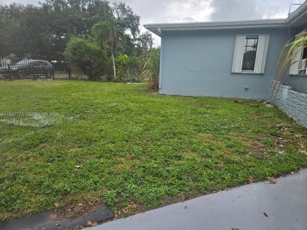 1901 NW 88th Ter, Miami, FL 33147 Photo