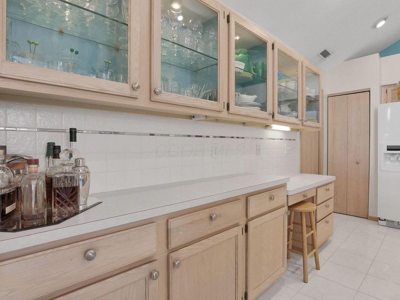 5613 Villa Gates Drive, Unit 9, Hilliard, OH 43026 Photo 15