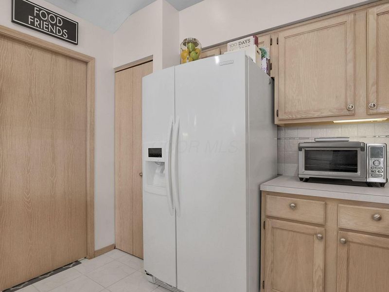 5613 Villa Gates Drive, Unit 9, Hilliard, OH 43026 Photo 16