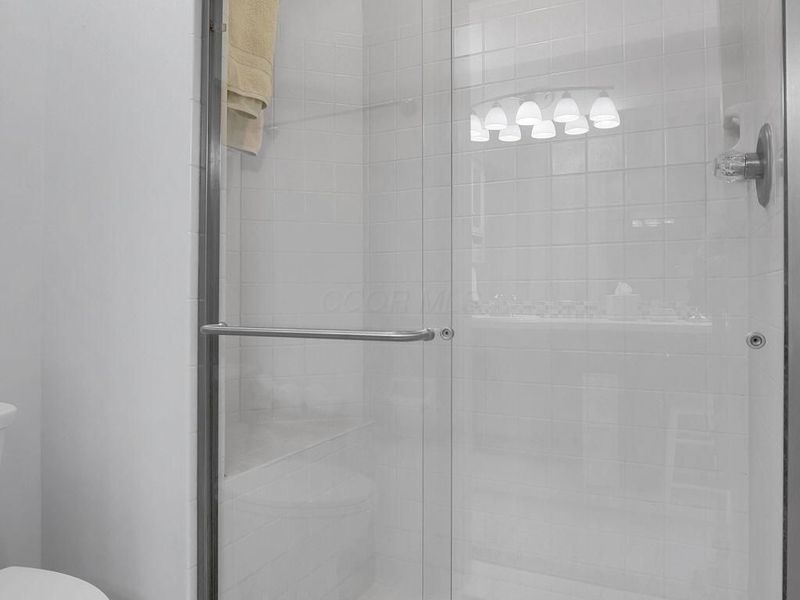 5613 Villa Gates Drive, Unit 9, Hilliard, OH 43026 Photo 21