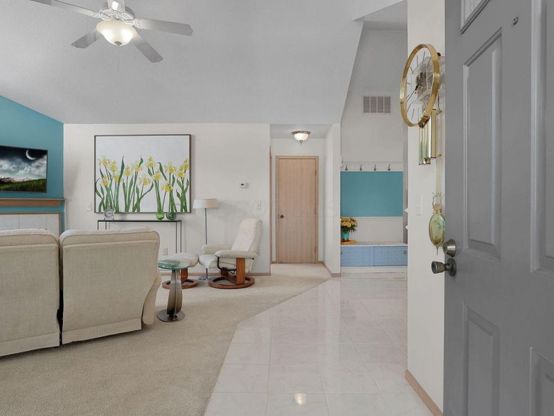 5613 Villa Gates Drive, Unit 9, Hilliard, OH 43026 Photo 5