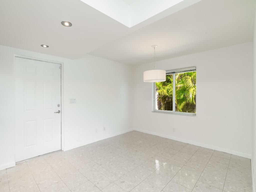 1323 NE 5th Avenue, Fort Lauderdale, FL 33304 Photo