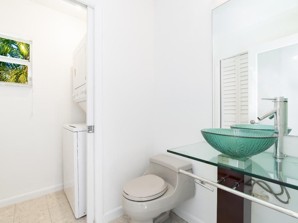 1323 NE 5th Avenue, Fort Lauderdale, FL 33304 Photo