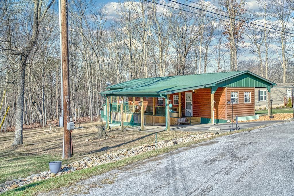 214 Monticello Loop, Crossville, TN 38555 Main Photo