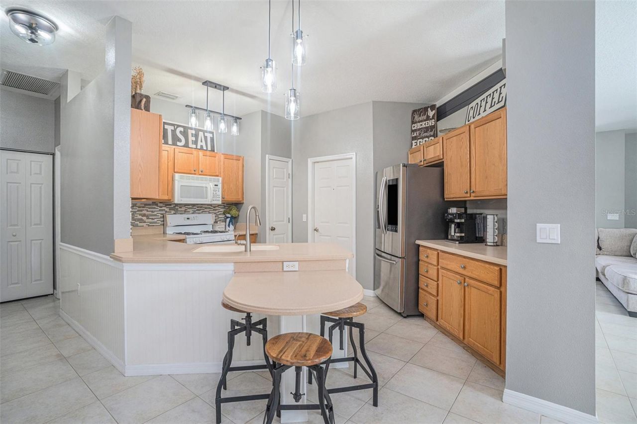 1135 Millbrook Circle, Bradenton, FL 34212 Photo