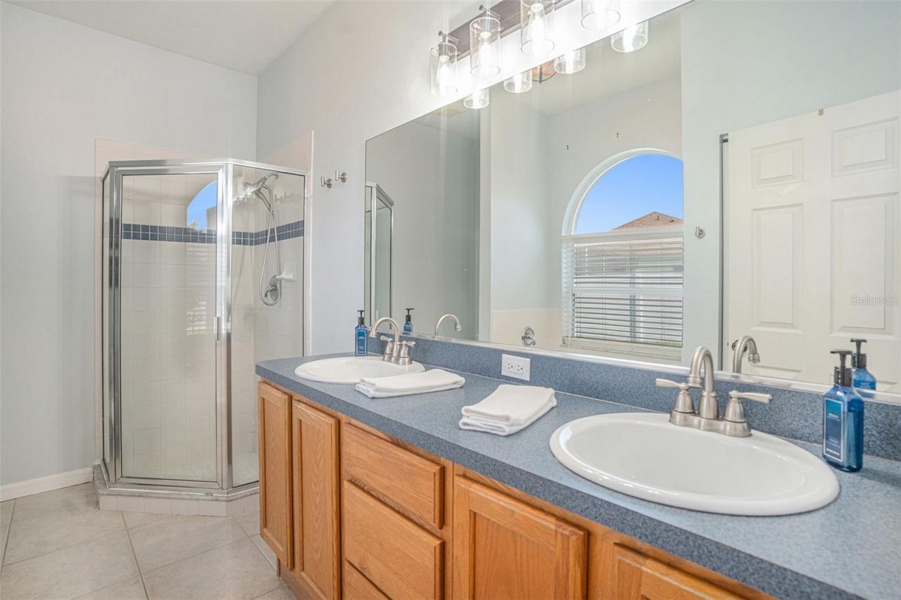 1135 Millbrook Circle, Bradenton, FL 34212 Photo