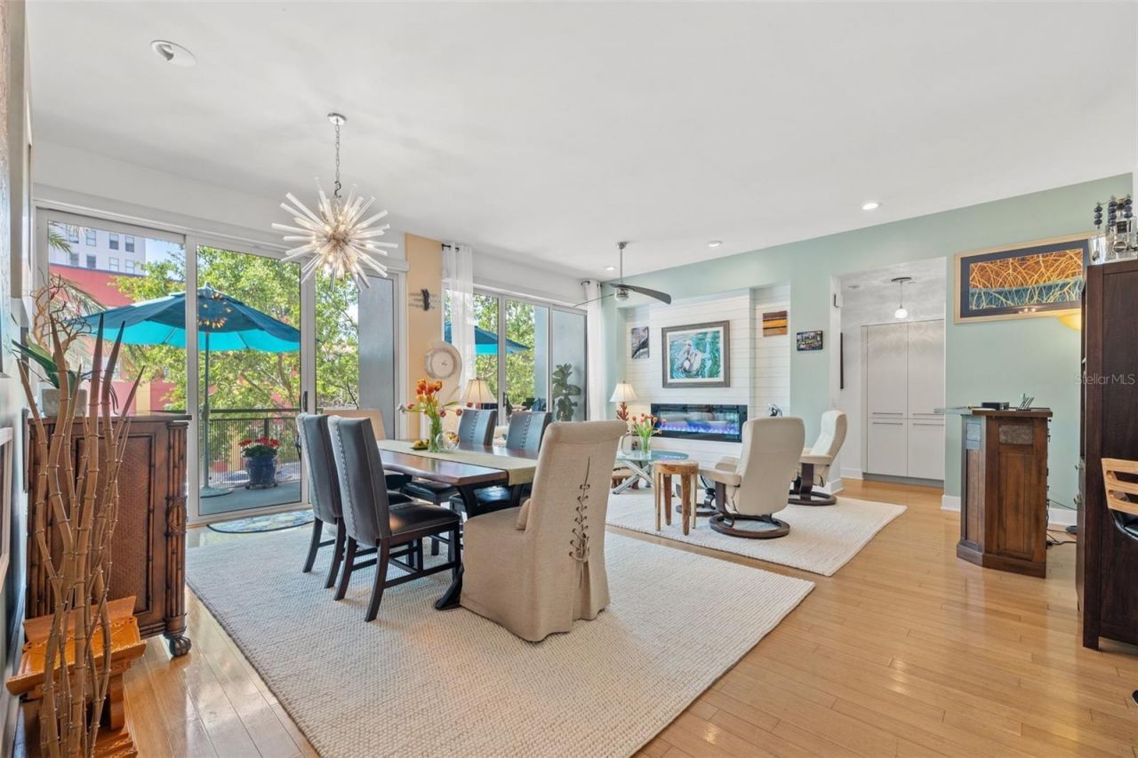 475 2nd Street N, Unit 201, Saint Petersburg, FL 33701 Photo